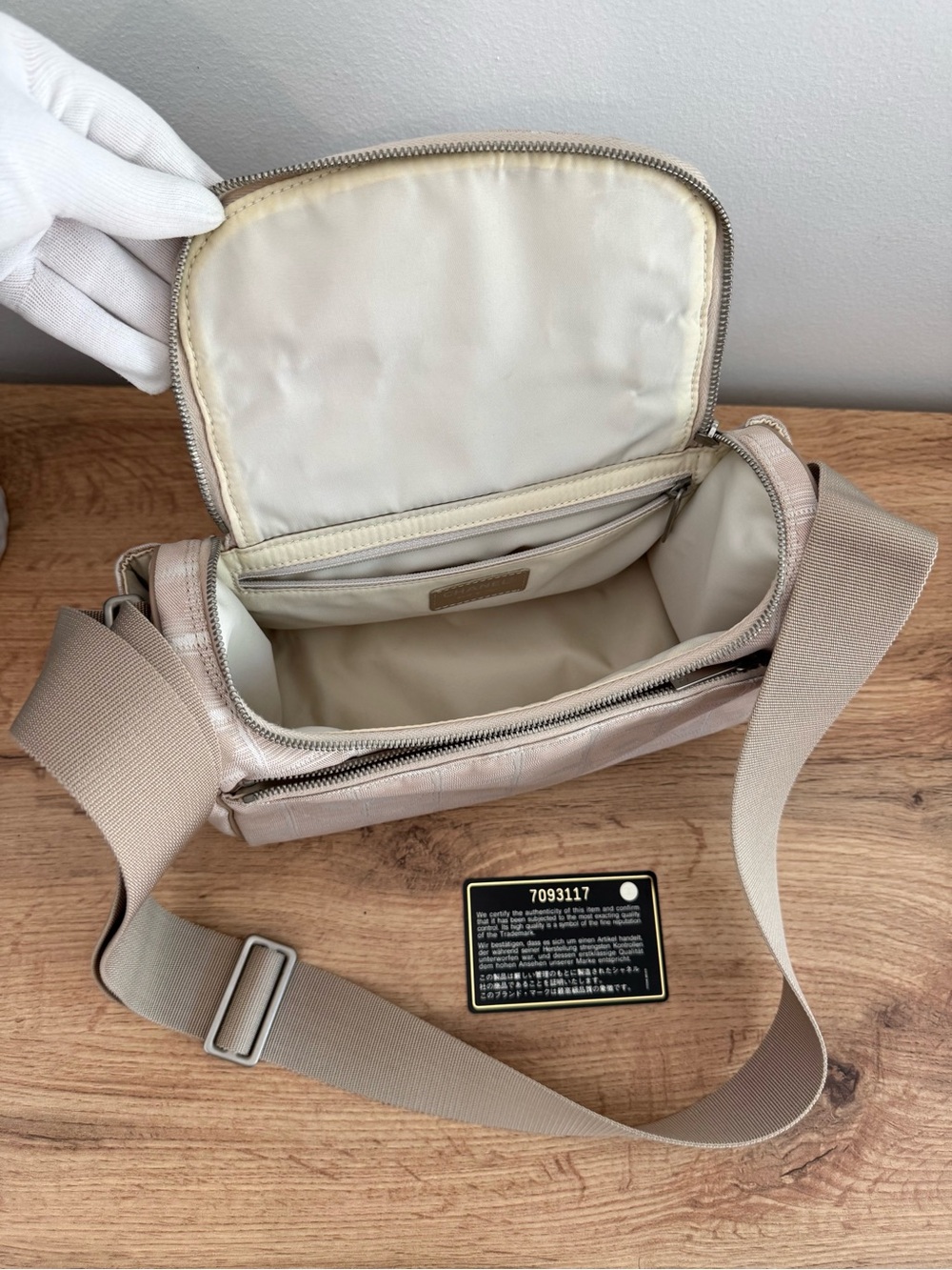 Vintage Chanel Sport Line CC Logo Crossbody Bag Beige Auth Card Clean Interior - Picture 3 of 16